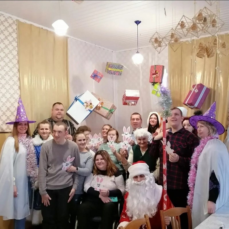Дед Мороз во время зимних каникул обосновался в резиденции в агрогородке Войнилово Червенского района